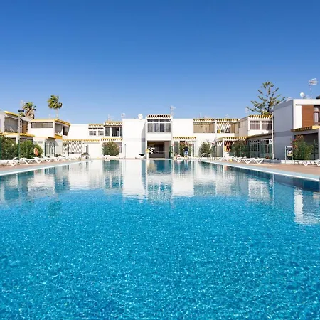 Apartment Home2book Cozy White Wood Apartment, Pool&terrace *